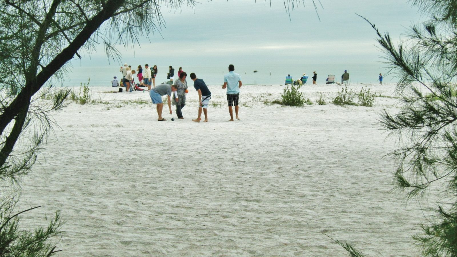 Fort De Soto Paw Playground Beach shoreline