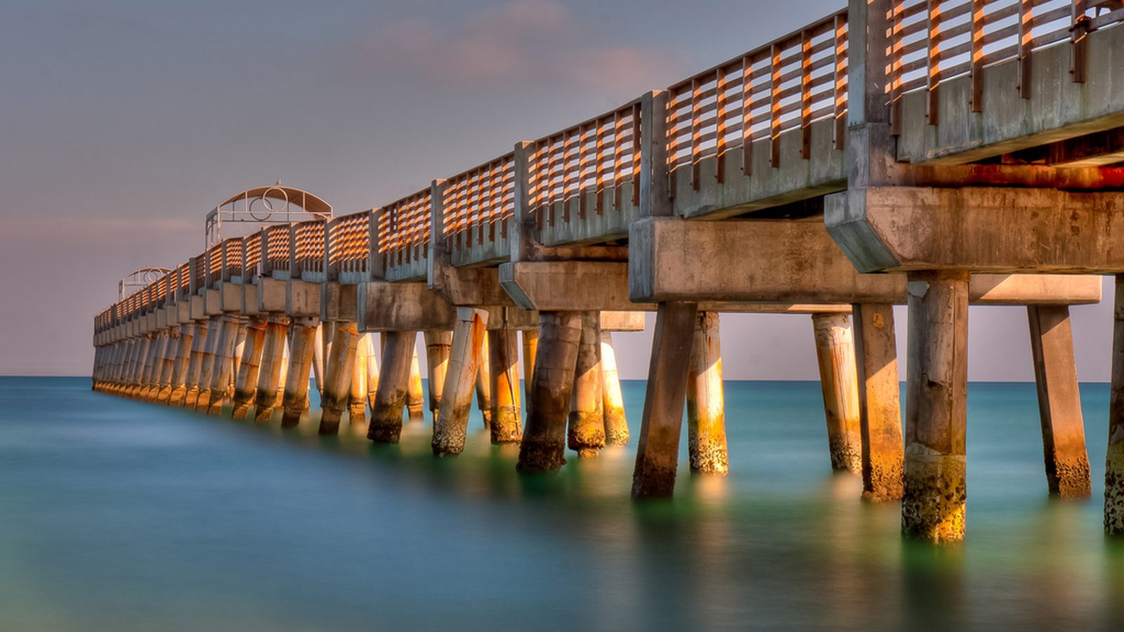 Lake Worth Beach shoreline
